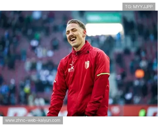 布鲁诺任意球掠过人墙直入网窝