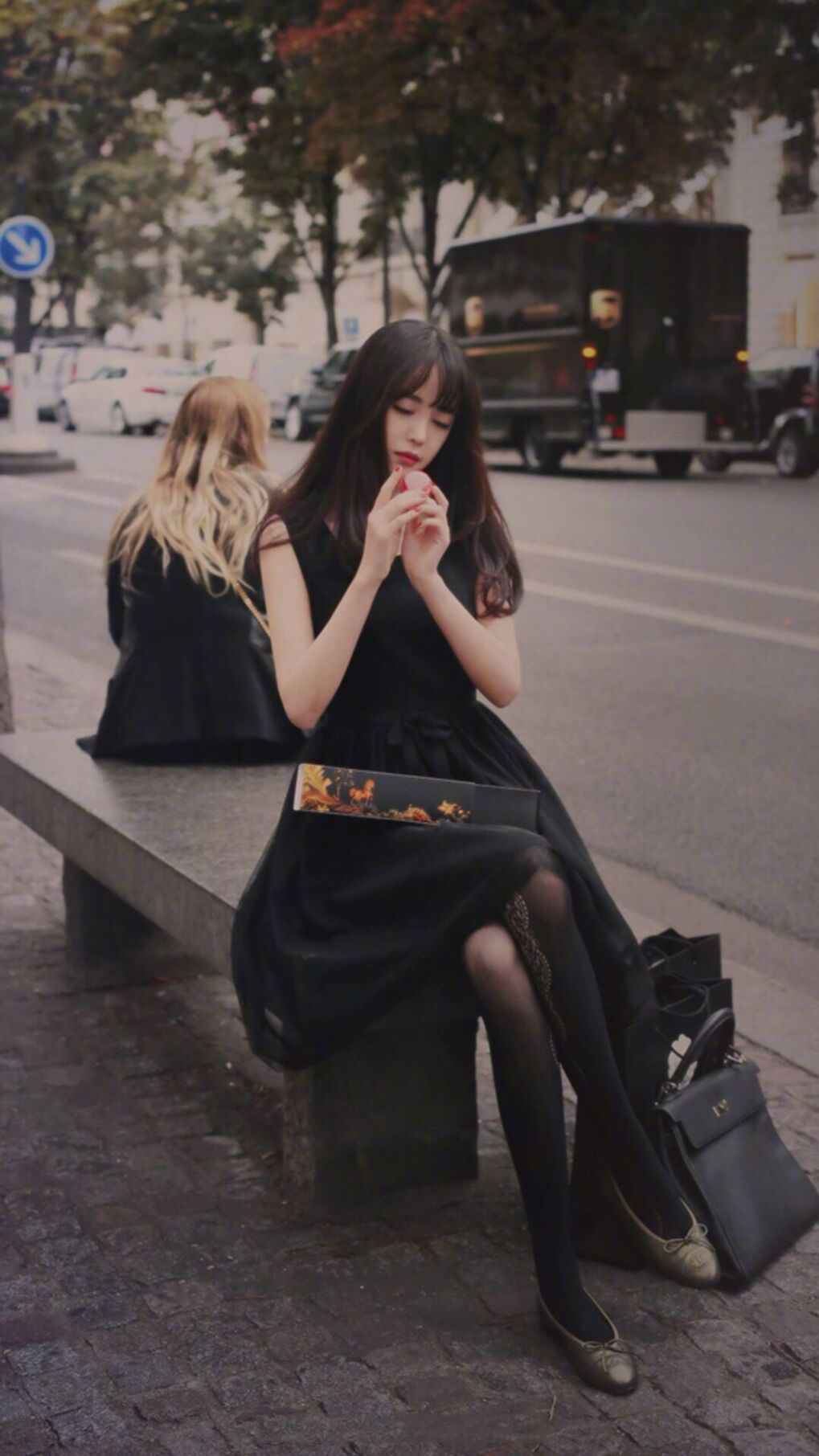 五大联赛是否重视通过前场横移调动后防空档，五大联赛场地大小